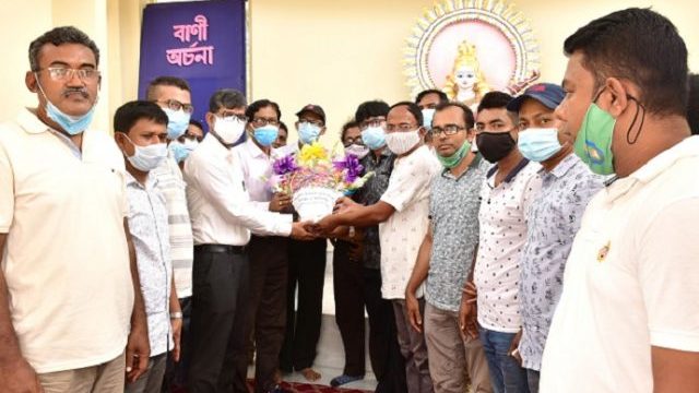 বঙ্গবন্ধুর অসাম্প্রদায়িক দেশ গড়তে সব ধর্মকে সম্মান প্রদর্শন করা উচিত-খুবি উপাচার্য