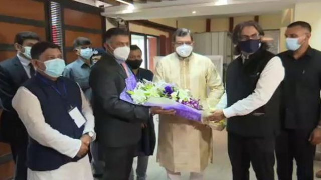 বাংলাদেশকে টিকা দেওয়ার বিষয়টি এখনও আলোচনাধীন: হাইকমিশনার