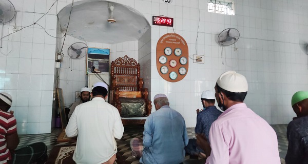 করোনা আক্রান্ত সাংবাদিকদের সুস্থতা কামনায় চ্যানেল খুলনার দোয়া মাহফিল