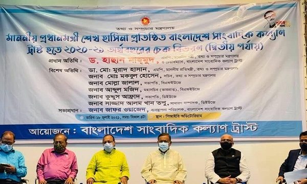 লকডাউন দিলেও বিএনপি সমালোচনা করে, শিথিল করলেও সমালোচনা : তথ্যমন্ত্রী