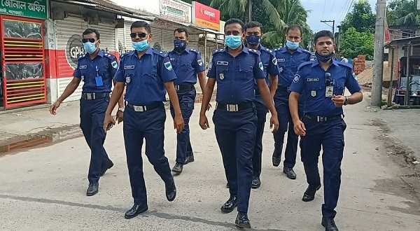 চিতলমারীতে থানা পুলিশের সচেতনতামূলক প্রচারণা