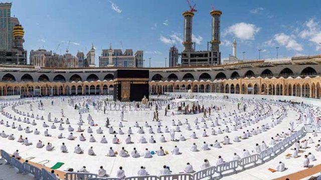হাজিদের সেবা দিতে সৌদি যাচ্ছেন ৫৩২ কর্মকর্তা