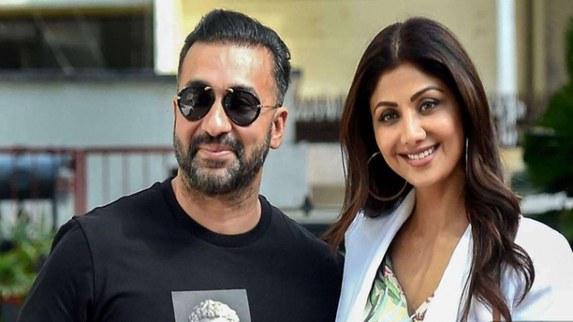 পর্ন ভিডিও থেকে দৈনিক ৮ লাখ রুপি আয় রাজ কুন্দ্রার