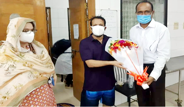 বিসিবি’র পরিচালক শেখ সোহেল সপরিবারে সুস্থ্য হয়ে বাড়ী ফিরলেন