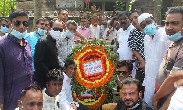 রূপসা উপজেলা পরিষদের সাবেক চেয়ারম্যান আলী আকবর শেখের ১ম মৃত্যুবার্ষিকীতে সালাম মূর্শেদী এমপি’র শ্রদ্ধাঞ্জলী