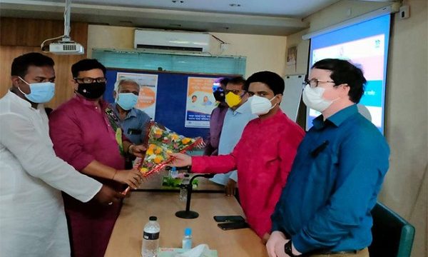 সাতক্ষীরা জেলা প্রশাসকের সাথে তালা প্রেসক্লাবে সাংবাদিকদের শুভেচ্ছা বিনিময়