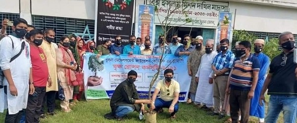 খুলনায় কেডিএফ এর বৃক্ষরোপণ কর্মসূচি পালিত
