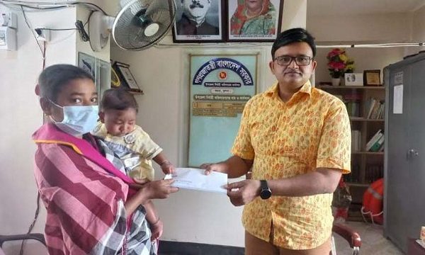 ধনঞ্জয়ের পরিবারের পাশে জগন্নাথ হল অ্যালামনাই এ্যাসোসিয়েশন অস্ট্রিলিয়া