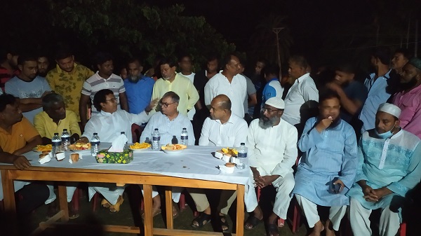 চিতলমারীতে নৌকা প্রতীকের চেয়ারম্যান প্রার্থী শেখ বাদশা মিয়ার নির্বাচনী সভা