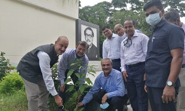 প্রকৃতিকে সুস্থ রাখতে বৃক্ষ রোপনের বিকল্প নেই : ভারতীয় সহকারী হাই কমিশনার