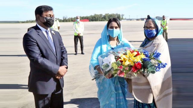 ওয়াশিংটন পৌঁছেছেন প্রধানমন্ত্রী