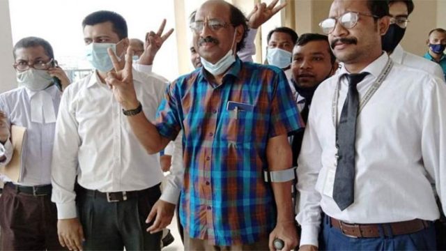 তথ্যপ্রযুক্তি আইনের মামলায় সাংবাদিক প্রবীর শিকদার খালাস