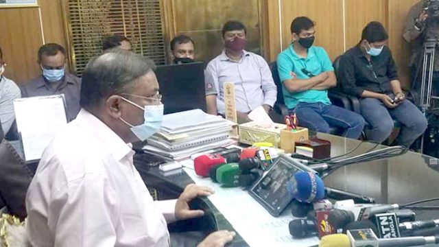 ব্যাঙের ছাতার মতো এত নিউজপোর্টাল প্রয়োজন নেই: তথ্যমন্ত্রী