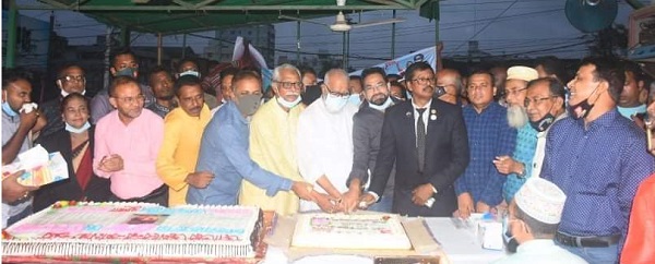 শহীদ শেখ রাসেলের জন্মদিনে মহানগর ও জেলা স্বেচ্ছাসেবক লীগের কেককাটা ও আলোচনা সভা