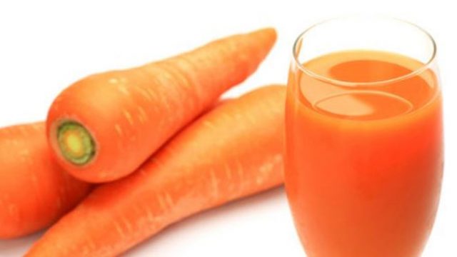 ক্যান্সারের ঝুঁকি কমায় গাজর