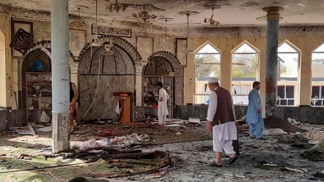 আফগানিস্তানে জুমার সময় মসজিদে বিস্ফোরণ, নিহত অর্ধশতাধিক