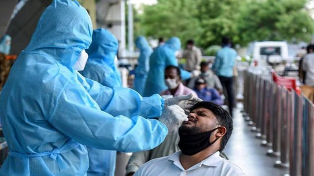 বিশ্বে সংক্রমণ বাড়লেও কমেছে মৃত্যু