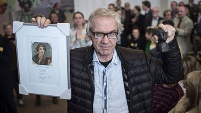 মহানবী (স.)-এর ব্যঙ্গচিত্র আঁকা সেই কার্টুনিস্ট সড়ক দুর্ঘটনায় নিহত