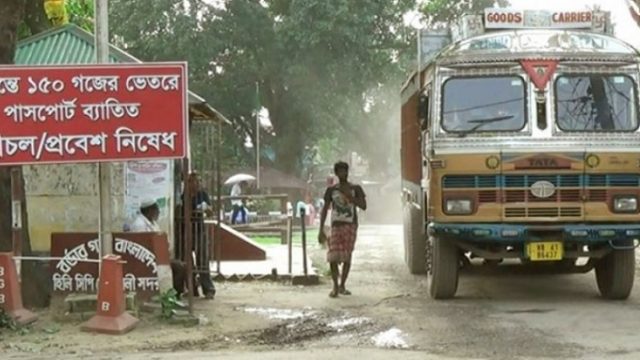 দুর্গাপূজা: হিলি বন্দরে আমদানি-রপ্তানি ৬ দিন বন্ধ থাকবে