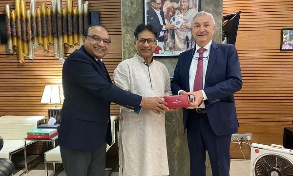 দিঘলিয়ায় আড়ুয়া আতাই নদীর উপর সেতু নির্মাণে স্পেন প্রতিনিধির সাথে সালাম মূর্শেদী এমপি’র বৈঠক