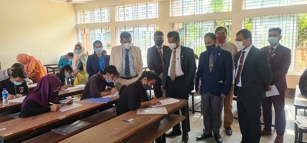 খুলনা কৃষি বিশ্ববিদ্যালয়ে সুষ্ঠভাবে কৃষি গুচ্ছ ভর্তি পরীক্ষা সম্পন্ন