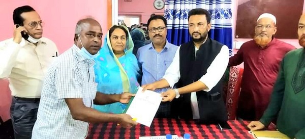 রামপালে নবনির্বাচিত চেয়ারম্যানগণের দ্বায়িত্বভার গ্রহন