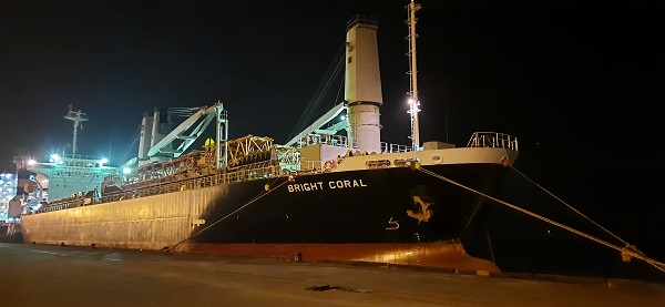 মেট্রোরেলের আরো ৪টি কোচ ও ২টি ইঞ্জিন মোংলা বন্দরে, শনিবার সকালে খালাস শুরু হবে