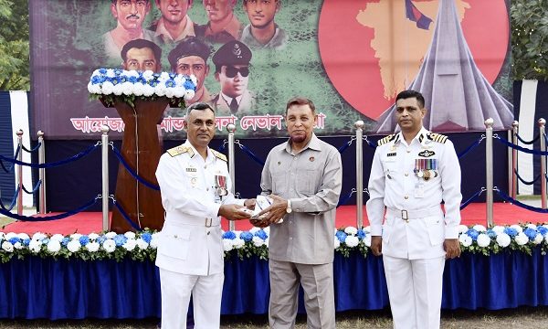 খুলনায় যথাযোগ্য মর্যাদায় সশস্ত্র বাহিনী দিবস উদযাপিত
