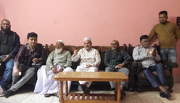 জেলহাজতে ও পুলিশি হামলায় আহতদের বাসায় বিএনপি নেতা নজরুল ইসলাম মঞ্জু