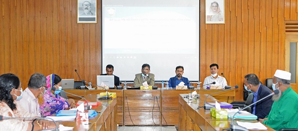 কুয়েটে চাকুরীবিধি, শৃঙ্খলা ও আচরণবিধি বিষয়ক মৌলিক প্রশিক্ষণ অনুষ্ঠিত