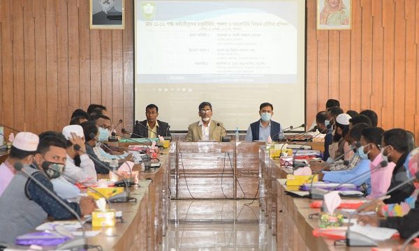 কুয়েটে চাকুরীবিধি, শৃঙ্খলা ও আচরণবিধি বিষয়ক মৌলিক প্রশিক্ষণ অনুষ্ঠিত