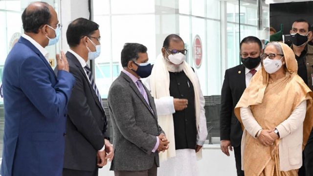 সরকারি সফর শেষে দেশে ফিরেছেন প্রধানমন্ত্রী