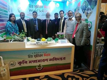 কৃষিতে জাতীয় পুরস্কার ও “সয়েল্ড কেয়ার আওয়ার্ড পেলেন”  সরদার আ: মান্নান