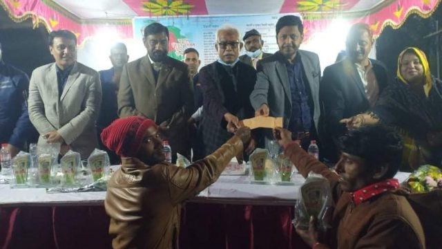 বীর মুক্তিযোদ্ধা শেখ আব্দুল করিম স্মৃতি কেরাম ও দাবা প্রতিযোগিতার পুরস্কার বিতরণ