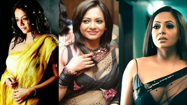 ‘মশারির মতো পাতলা ফিনফিনে শাড়ি পরতে দিয়েছিল ওরা’