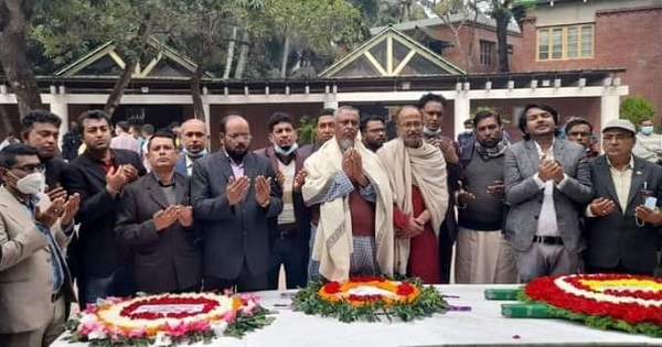 বঙ্গবন্ধুর মাজার জিয়ারত বাগেরহাট প্রেসক্লাবের নবনির্বাচিত নির্বাহী কমিটির