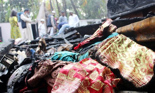 পিরোজপুরে অগ্নিকান্ডে পাঁচটি বসত ঘর ভষ্মিভূত