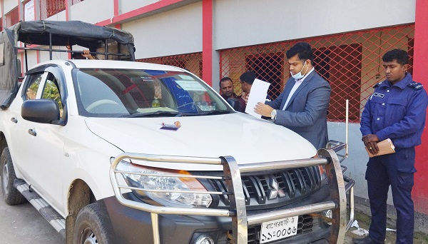 মোরেলগঞ্জে প্রকাশ্যে গাঁজা সেবনের দায়ে যুবকের জেল