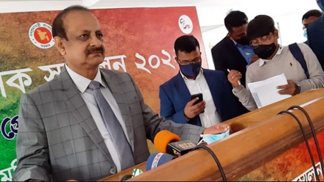 ওমিক্রন প্রতিরোধে ডিসিদের সর্বোচ্চ সতর্কতার নির্দেশ