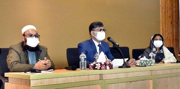 খুবির শিক্ষাকার্যক্রম আপাতত সশরীরেই চলবে, পরিস্থিতি বিবেচনায় পরবর্তী সিদ্ধান্ত