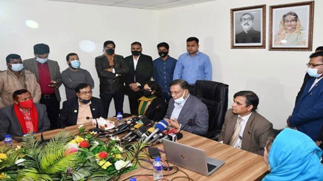 বিএনপি নেতারা দেশদ্রোহী কাজ করছেন : তথ্যমন্ত্রী