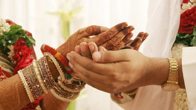 বৃহস্পতিবার থেকে ঘরোয়াভাবে বিয়ে