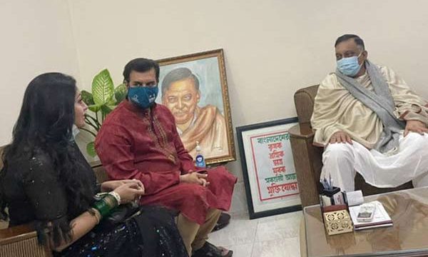 স্বরাষ্ট্রমন্ত্রীর সঙ্গে দেখা করলেন কাঞ্চন-নিপুণ পরিষদের সদস্যরা