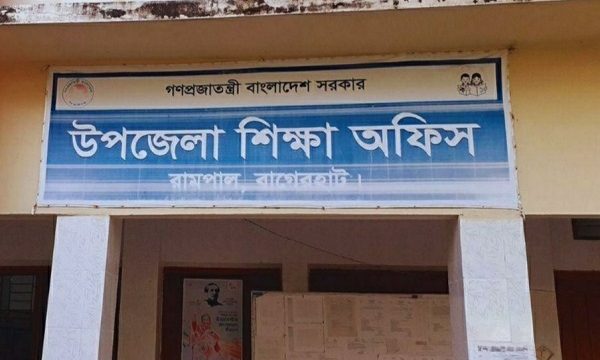 রামপালে প্রাঃ বিদ্যালয়ে ৩৪ প্রধান শিক্ষক ও ৫৭ জন সহ শিক্ষকের পদ খালী, শিক্ষা কার্যক্রম ব্যহত