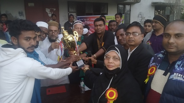 মাতৃভাষা দিবসে ফুটবলে মোরেলগঞ্জের দেবরাজ মিস্ত্রীডাঙ্গা ক্রিড়া সংঘ চ্যাম্পিয়ন