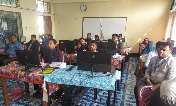 খুলনা কৃষি বিশ্ববিদ্যালয়ে ৩য় ব্যাচে কর্মকর্তা-কর্মচারীদের ই-নথি বিষয়ক প্রশিক্ষণ