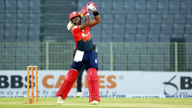 আফগানিস্তান সিরিজে বাংলাদেশের টি-টোয়েন্টি স্কোয়াডে মুনিম