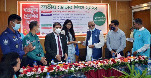 ভোটাধিকার নাগরিকের মৌলিক অধিকার : সিটি মেয়র