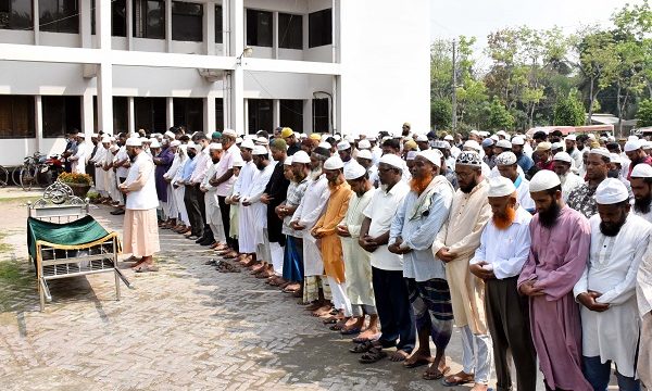 খুবির কাউন্সিল শাখার কর্মচারী জয়নাল আবেদীনের ইন্তেকালে উপাচার্যের গভীর শোক প্রকাশ