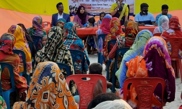 সমতার ডাক দিয়ে কয়রায় আন্তর্জাতিক নারী দিবস পালিত